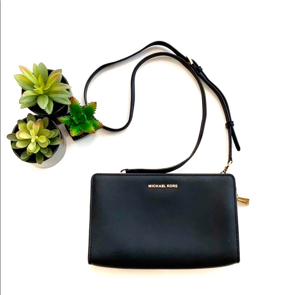 Michael Kors | Black Leather Crossbody